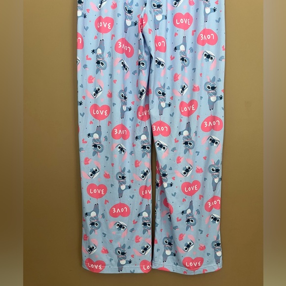 {Disney} Stitch Valentine's Day Love Pajama Pants - Womens Medium - NWT - Picture 6 of 9